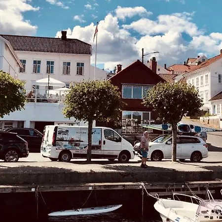 Risør Hotel 3*