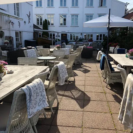 Risor Hotel Отель Рисёр