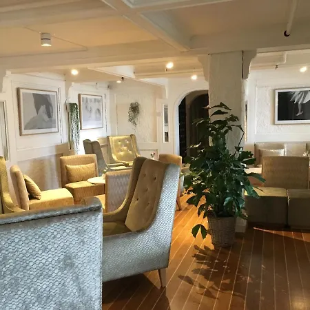 Отель Risor Hotel 3*