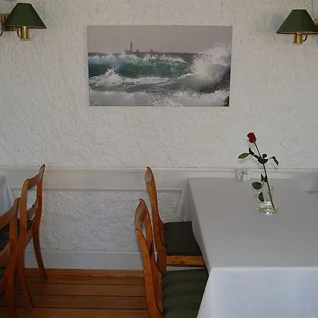 Risor Hotel Otel