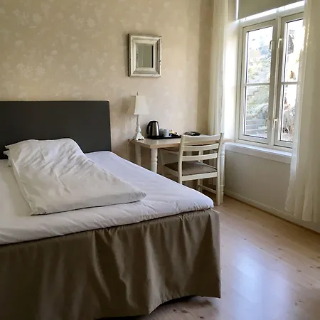 Risor Hotel Отель 3*