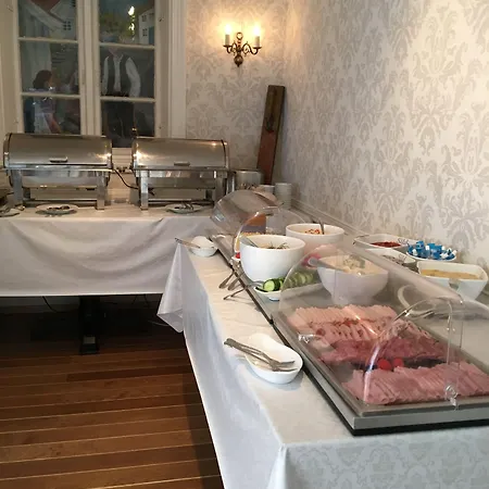 Risør Hotel 3*