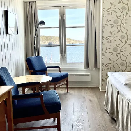 Risor Hotel Отель 3*