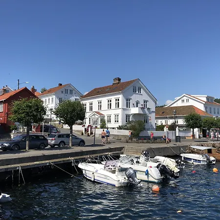 Risor Hotel 3* Рисёр
