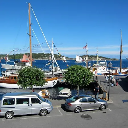 Отель Risor Hotel 3*