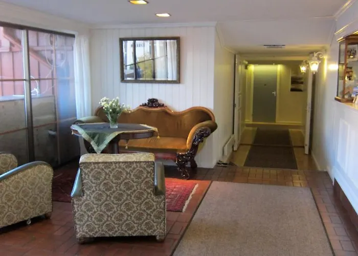 מלון Risor Hotel